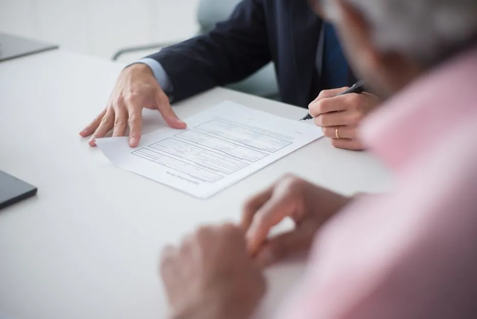 Formulaire administratif présenté et expliqué lors d'un accompagnement en espagnol